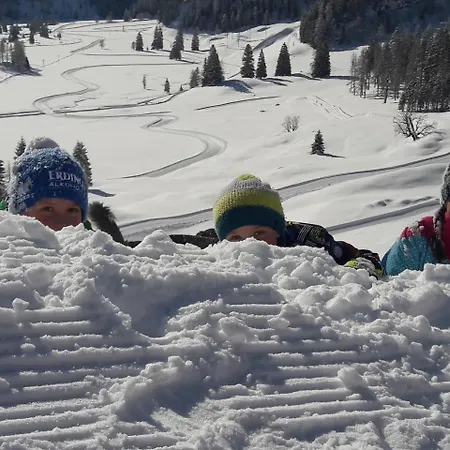 Pfeifferhof Farma Mariapfarr